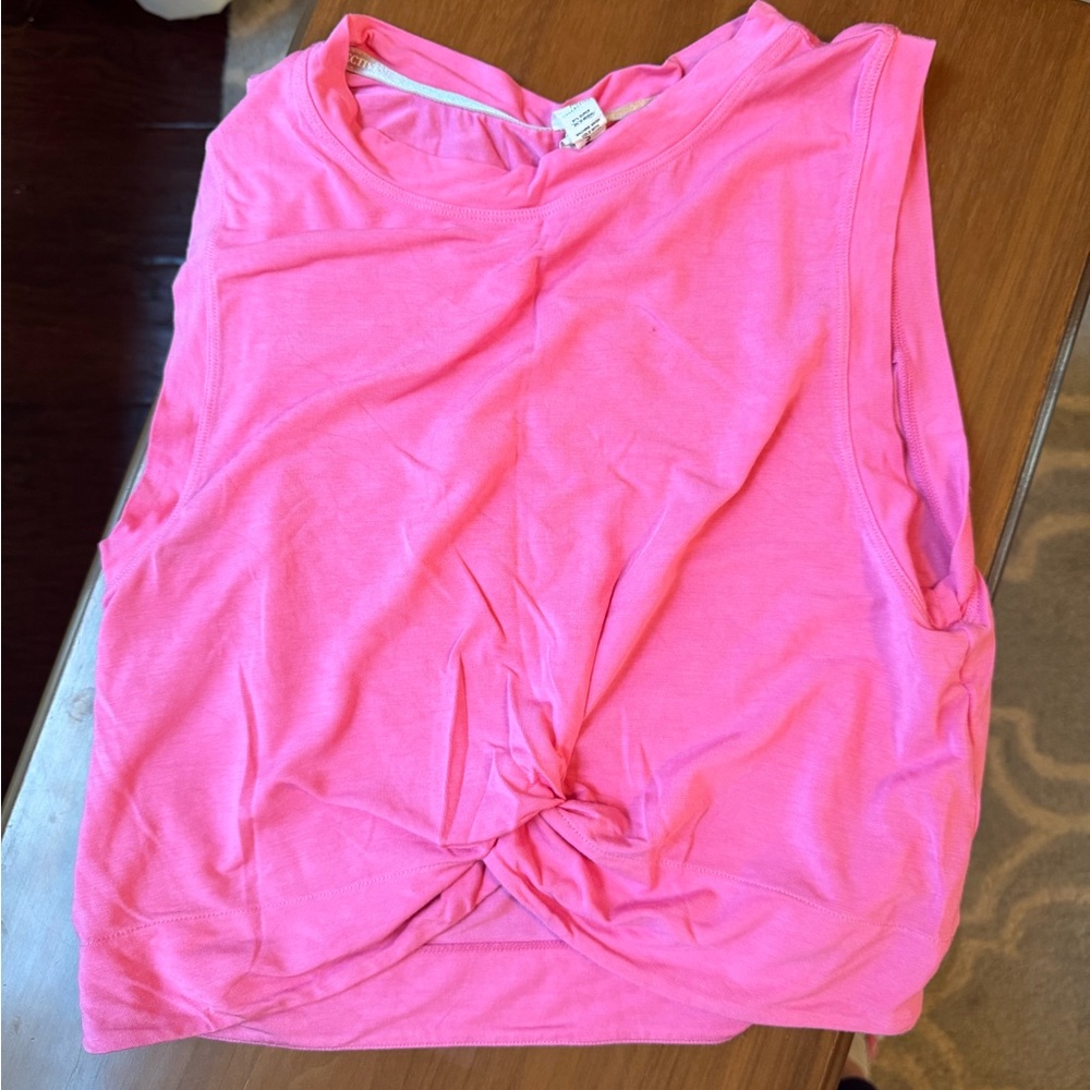 IVL Workout Top - Picture 3 of 5
